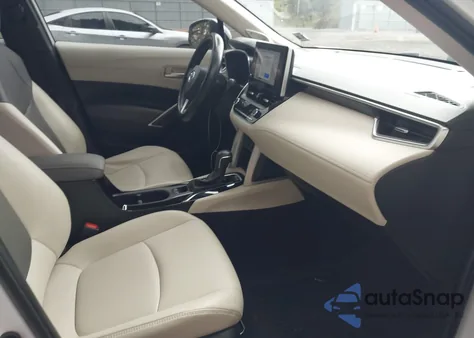 2024 Toyota Corolla Cross Xle из США, поврежденный, VIN 7MUDAABG8RV081151